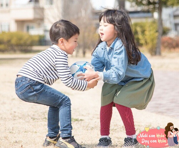 4 biểu hiện tính cách đứa trẻ không hiếu thảo, mẹ cần sửa ngay trước 6 tuổi - 7