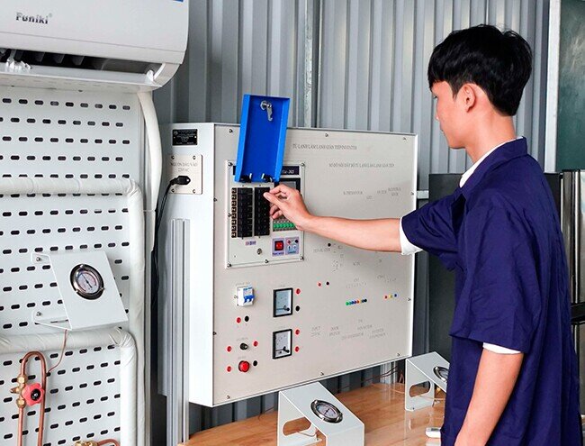 5 ngành học dễ xin việc, ít cạnh tranh, mức lương tới 40 triệu đồng/tháng nhưng không nhiều người lựa chọn - 5