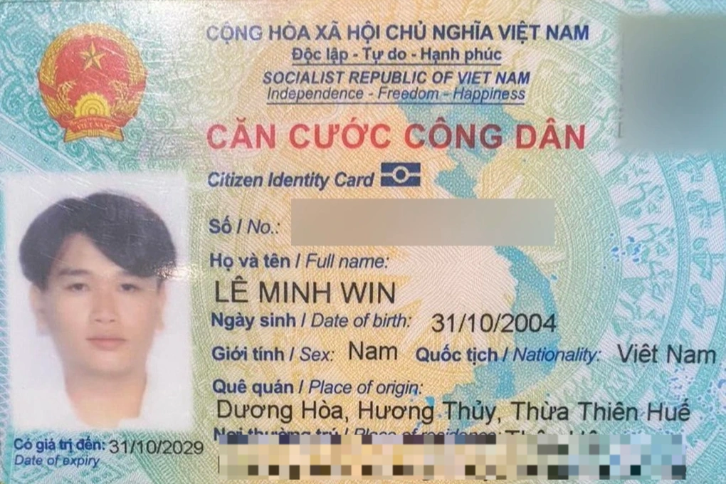 Chàng trai Đà Nẵng được bố đặt cho cái tên chẳng giống ai, đi học thường xuyên bị thầy cô viết sai, thành tích học amp;#34;siêu khủngamp;#34; - 3