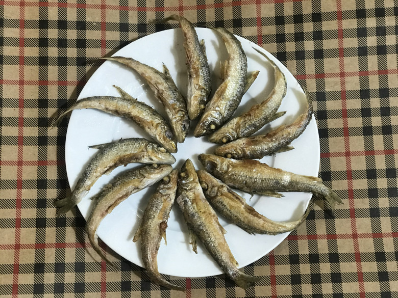 Cá Pja Mẳn có thể làm nhiều món, nhưng chiên giòn hoặc nướng là ngon nhất