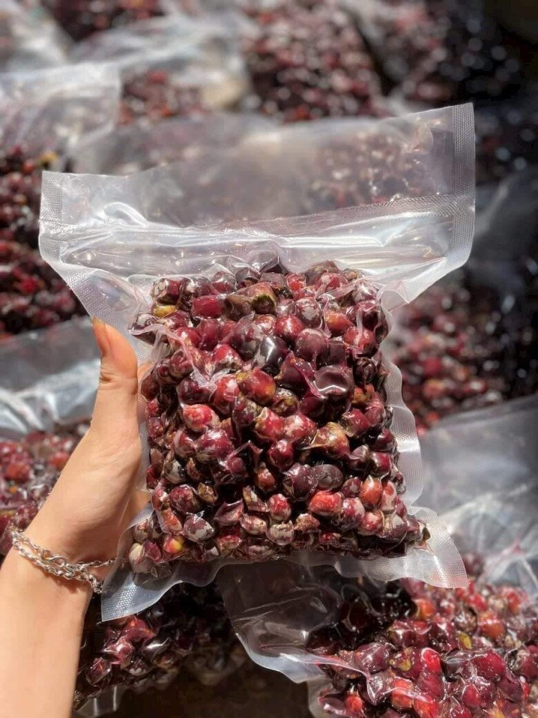 Trái cây rừng xưa không ai ăn, nay được bán với giá 150.000 đồng/kg như đặc sản, hương vị lạ, tốt cho sức khỏe - 3