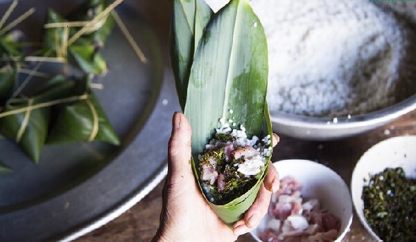 Bánh rắn được làm kỳ công