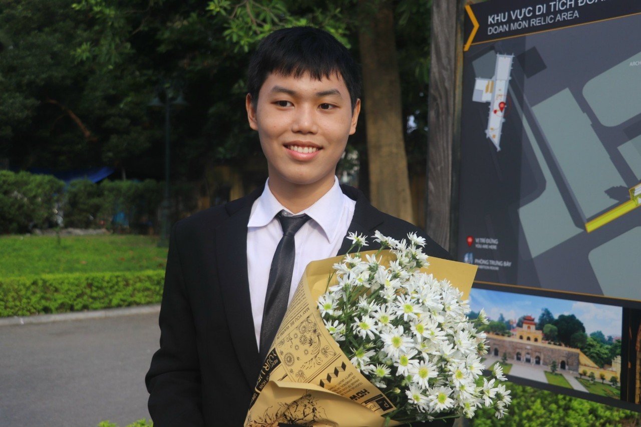Chân dung Nguyễn Quang Minh – tân sinh viên đồng thời là thủ khoa đầu vào của trường Đại học Kinh tế Quốc dân