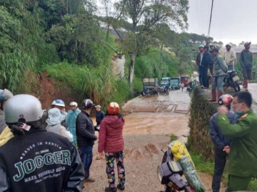 Tìm thấy thi thể tài xế bị nước cuốn trôi ở Đà Lạt, cách hiện trường 20 km