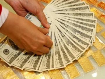 Giá vàng, USD đồng loạt giảm