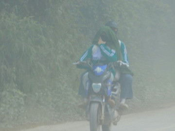 Bụi mù mịt trên công trường nghìn tỷ ở Nghệ An