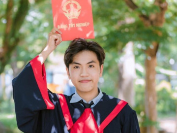 Chàng trai Đà Nẵng được bố đặt cho cái tên chẳng giống ai, đi học thường xuyên bị thầy cô viết sai, thành tích học siêu khủng