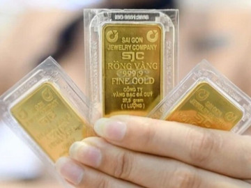 Giá vàng quay đầu bật tăng