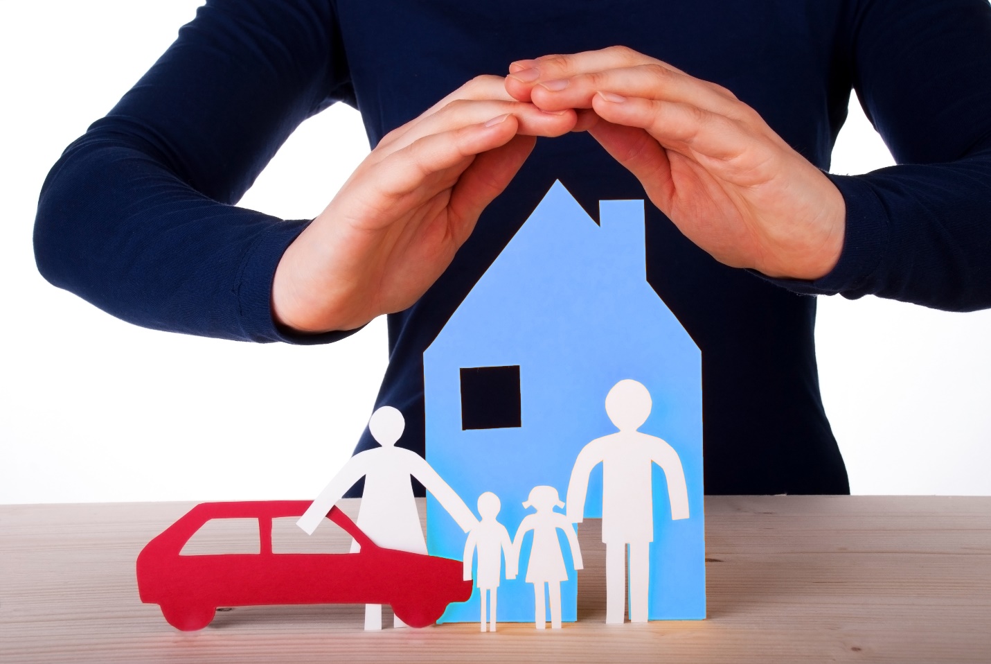 Khi tương lai không thể đoán trước, bảo hiểm nhân thọ chính là cách để các gia đình trẻ mua sự an tâm và bảo vệ những ước mơ dài hạn.