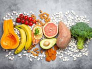 Sức khỏe - Làm dịu cơn đau dạ dày nhờ 5 loại thực phẩm quen thuộc luôn sẵn trong bếp, 10.000 đồng có thể mua