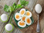 Sức khỏe - 11 thực phẩm 5.000 đồng có thể mua, cực tốt cho chị em phụ nữ vì giàu vitamin, giúp phục hồi tóc hư tổn