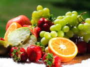 Sức khỏe - Nhóm trái cây "ngậm" nhiều thuốc trừ sâu, có thể gây hại cho sức khoẻ nếu khi ăn bỏ qua một bước quan trọng này!