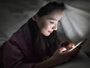 Sức khỏe - Thói quen "khó bỏ" của nhiều người Việt, nếu kéo dài không chỉ mắt ảnh hưởng mà còn tiềm ẩn nguy cơ gây ung thư
