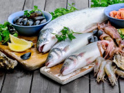 Sức khỏe - Ăn cá sông hay cá biển thì bổ dưỡng hơn? Có loại cá dễ "ngậm" nhiều hóa chất nhưng ít người biết