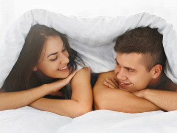 Quen nhiều bạn tình cùng lúc nhưng luôn sử dụng “áo mưa” khi yêu liệu có tránh được nguy cơ mắc...