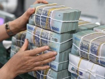 Tin lời bạn gái Quỳnh Châu trên mạng, người đàn ông mất gần 19 tỉ đồng