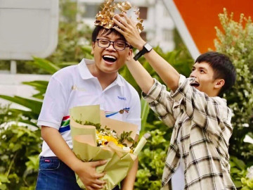 Loạt khoảnh khắc đẹp chỉ có tại Olympia 2024: Phú Đức chơi fair play, ấn tượng những màn giải từ khóa nhanh như chớp 