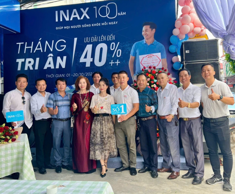 Kỷ niệm 100 năm thương hiệu INAX cùng các khách hàng