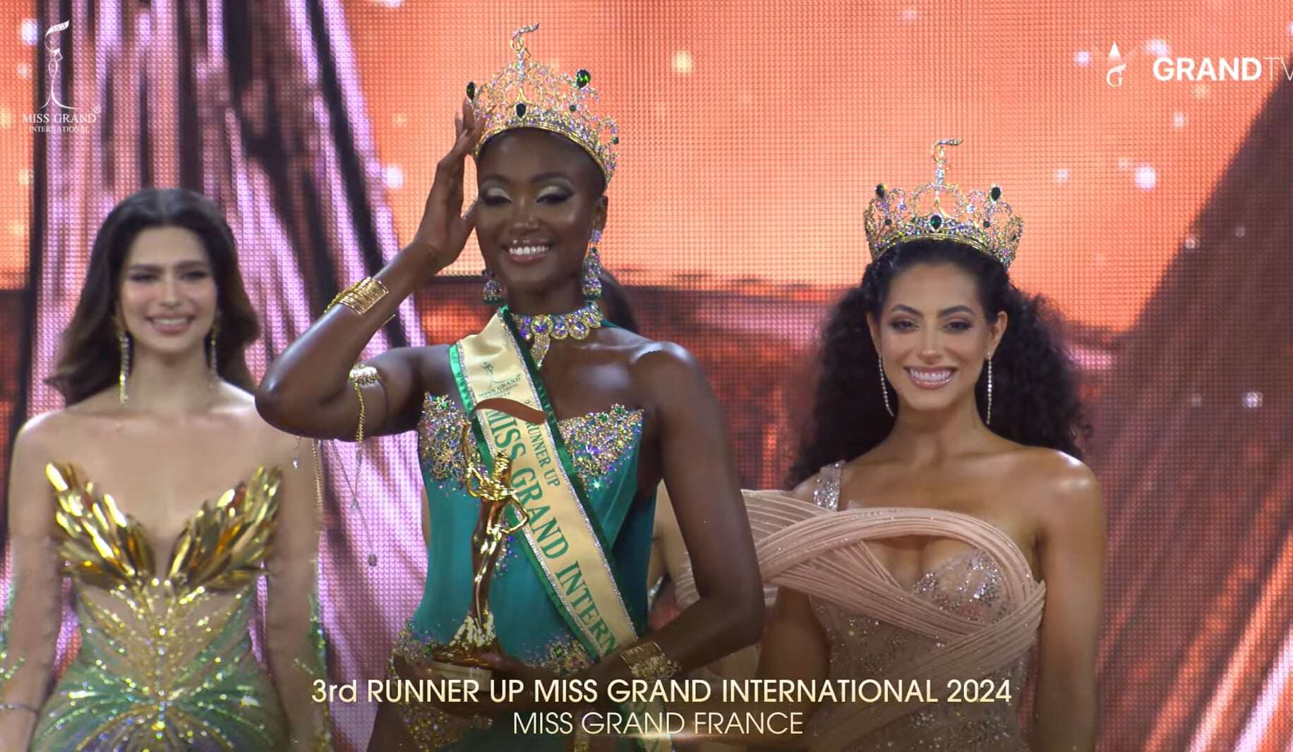 Trực tiếp Miss Grand International 2024: Tân hoa hậu gọi tên người đẹp Ấn Độ - 4