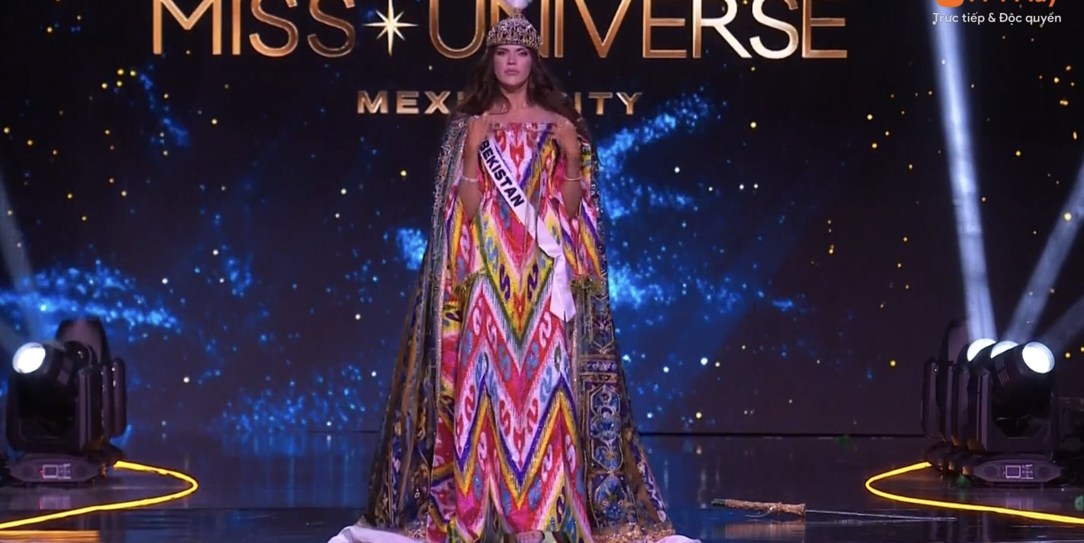 Bán kết Miss Universe 2024: Kỳ Duyên kết thúc 3 phần thi quan trọng, chiến thắng giải thưởng Best National Pageant - 25