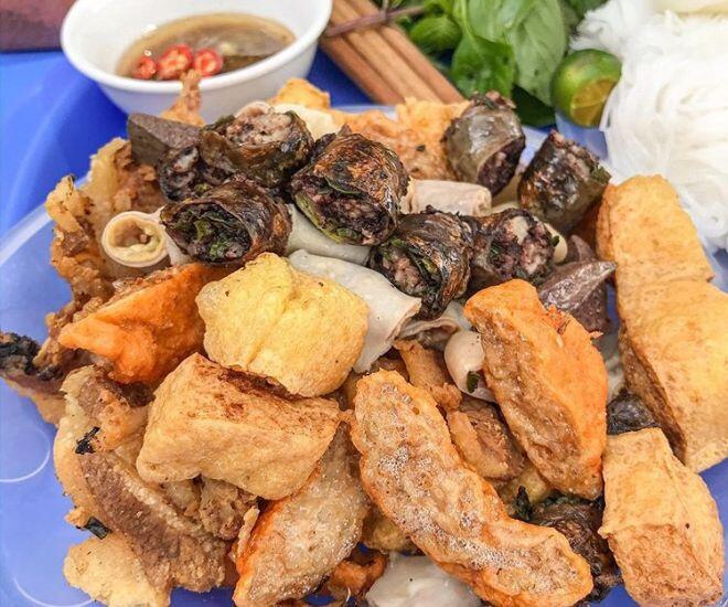 Bún đậu ăn kèm tóp mỡ đặc biệt