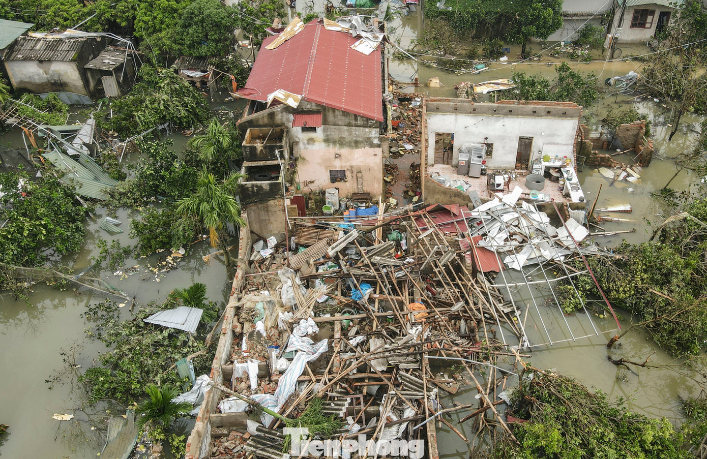 img src/upload/4-2025/images/2025-10-02/1759362215-tp-3-4716-width1390height853.jpg width660 /