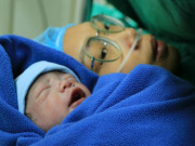 Bà bầu - Người mẹ từ chối chữa ung thư để con được chào đời khỏe mạnh