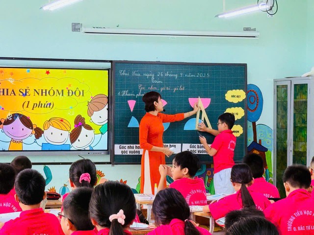 Theo Nghị định 238/2025/NĐ-CP, từ năm học 2024-2025, học sinh, sinh viên được hưởng chính sách mới về miễn, giảm, hỗ trợ học phí và hỗ trợ chi phí học tập. Ảnh minh họa: THPD