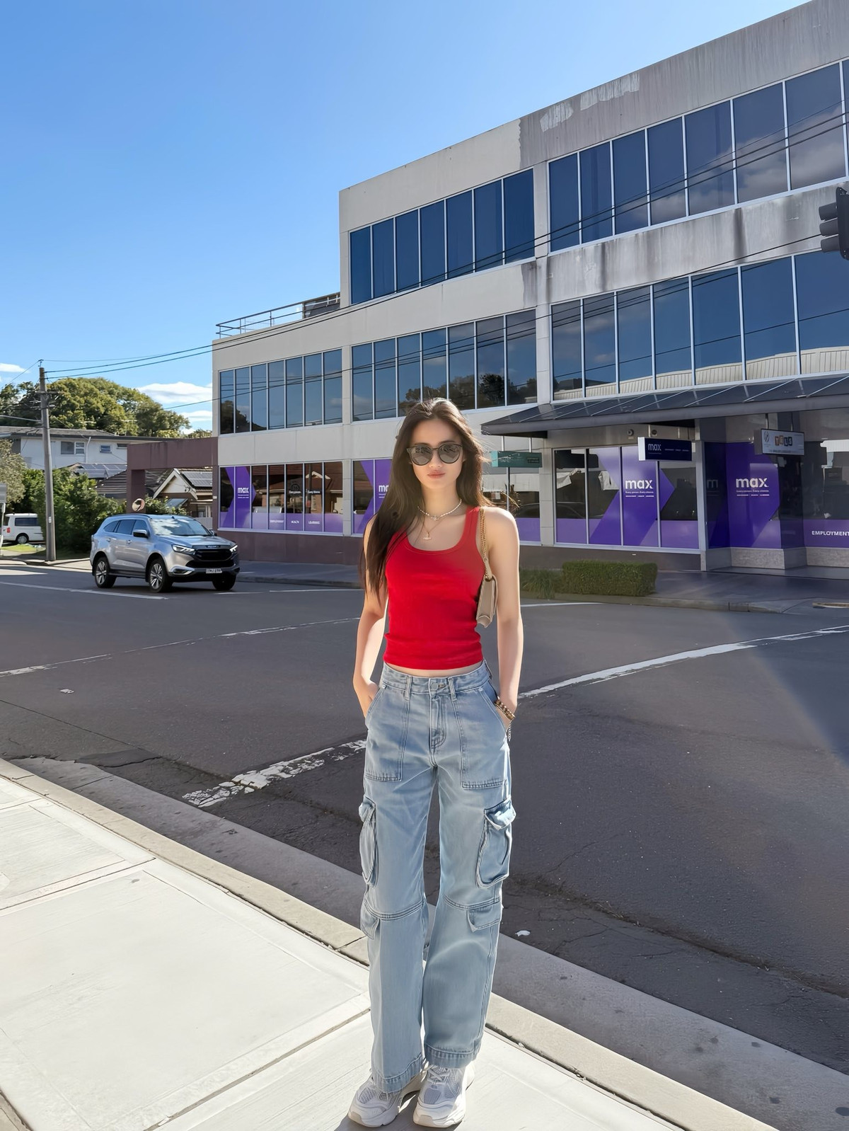 Ý Nhi gây sốt với nhan sắc rạng rỡ khi du học Australia - 10