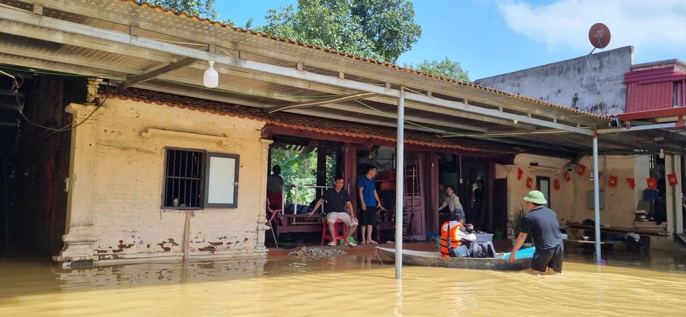 Toàn cảnh trận lũ phía Bắc: Nước đã về sông nhưng cuộc sống thì... - 6