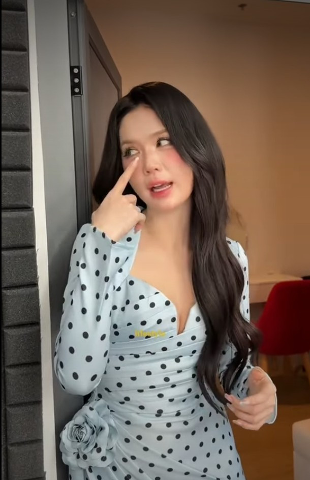 Thay vì né tránh, nữ hoàng nội y công khai thừa nhận bản thân từng can thiệp thẩm mỹ nhằm duy trì vẻ ngoài hiện tại.