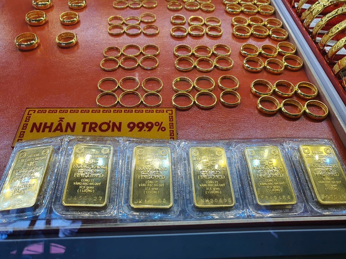 Giá vàng miếng SJC tăng tiếp
