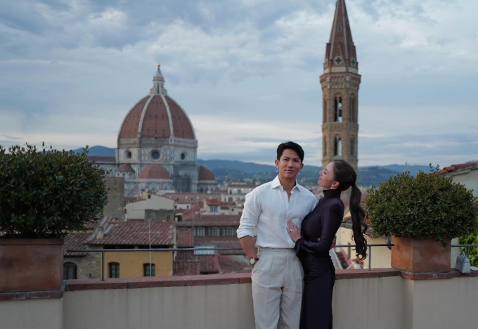Vợ chồng Hoàng tử Brunei đi nghỉ ở Italy. Ảnh: Instagram