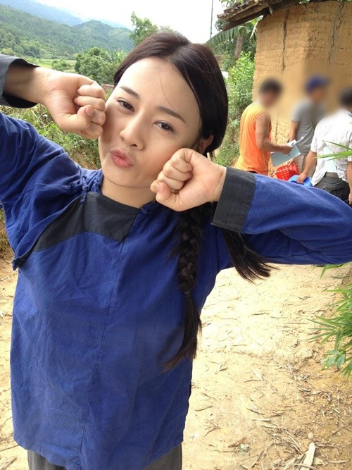Netizen amp;#34;đào lạiamp;#34; nhan sắc thời chưa nổi tiếng của Phương Oanh - 3