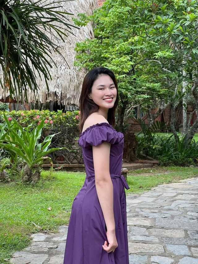 Chị gái Đỗ Thị Hà có vóc dáng xinh đẹp không thua kém em.