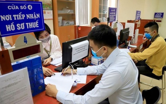 Từ kỳ tính thuế năm 2026, mức giảm trừ gia cảnh người nộp thuế thu nhập cá nhân tăng khoảng 40,9% so với mức hiện hành, lên 15,5 triệu đồng/tháng. Ảnh minh họa: TL