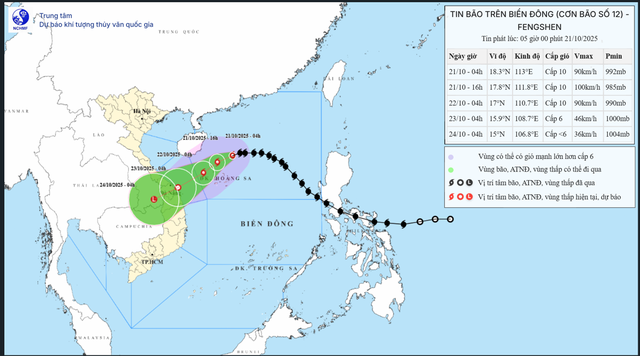 Bão Fengshen tăng lên cấp 12 trên Biển Đông.