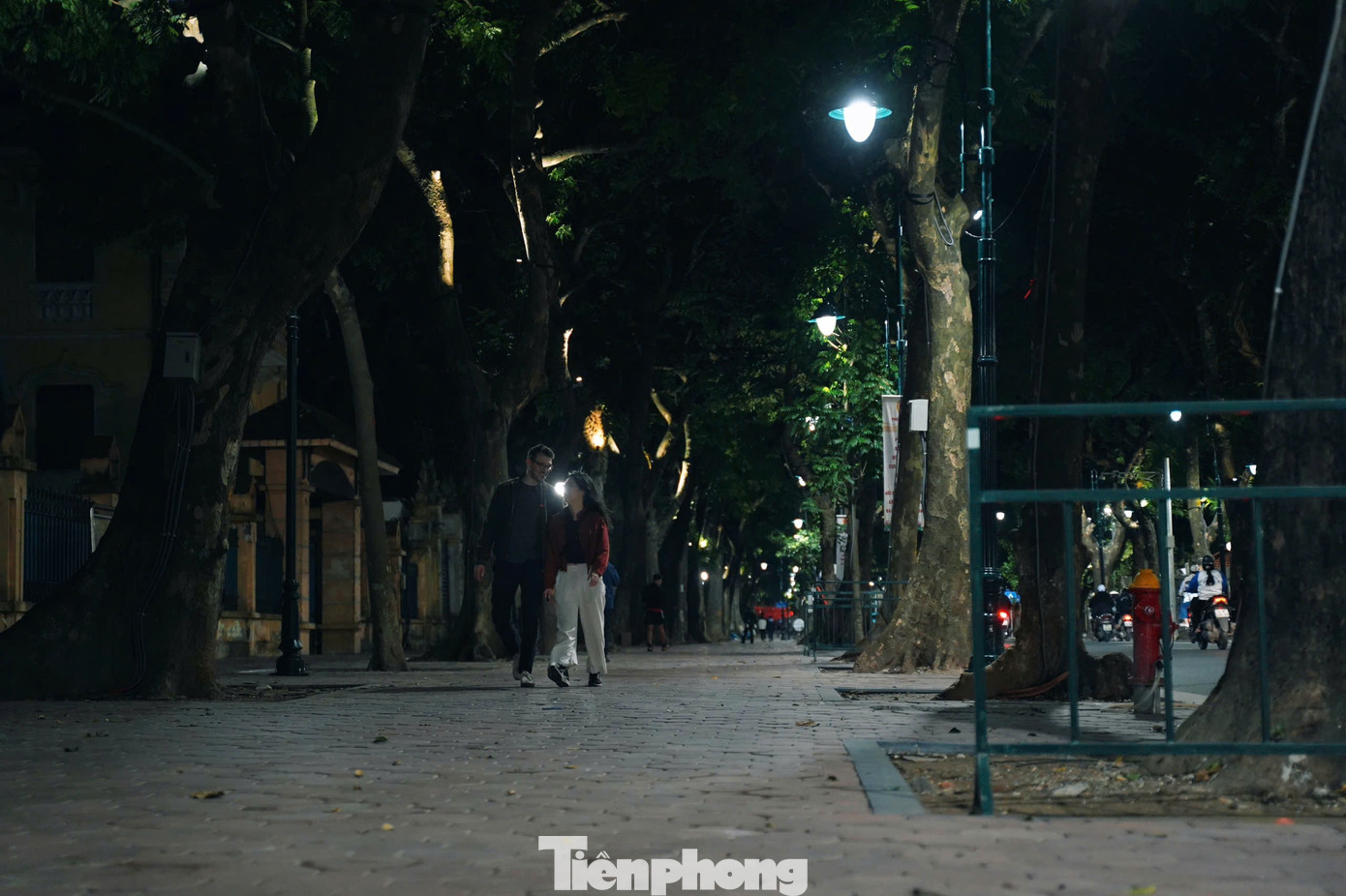 Dự báo từ 25/10, miền Bắc chỉ còn lạnh về đêm và sáng với nhiệt độ thấp nhất khoảng 18-21 độ, ban ngày trời hửng nắng, nhiệt độ cao nhất khoảng 25-27 độ.