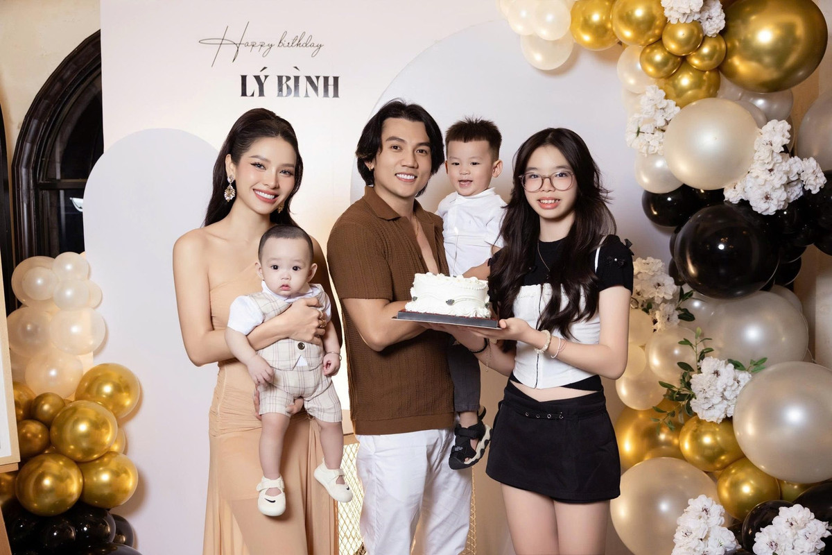 Phương Trinh Jolie và con gái giấu kín 9 năm gây sốt vì như hai chị em - 9