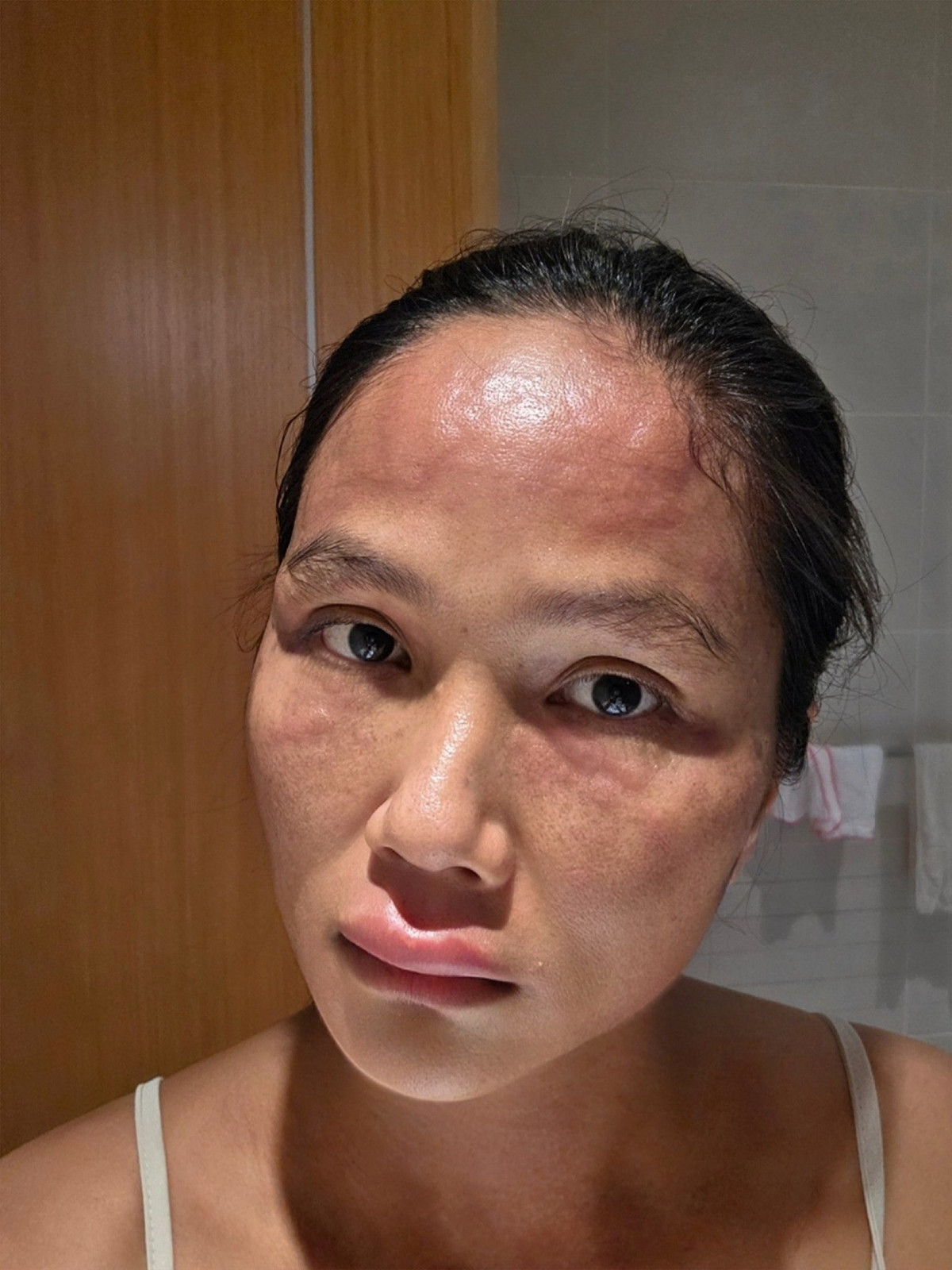 Cuộc sống làm mẹ bỉm sữa của Hoa hậu H’hen Niê - 1
