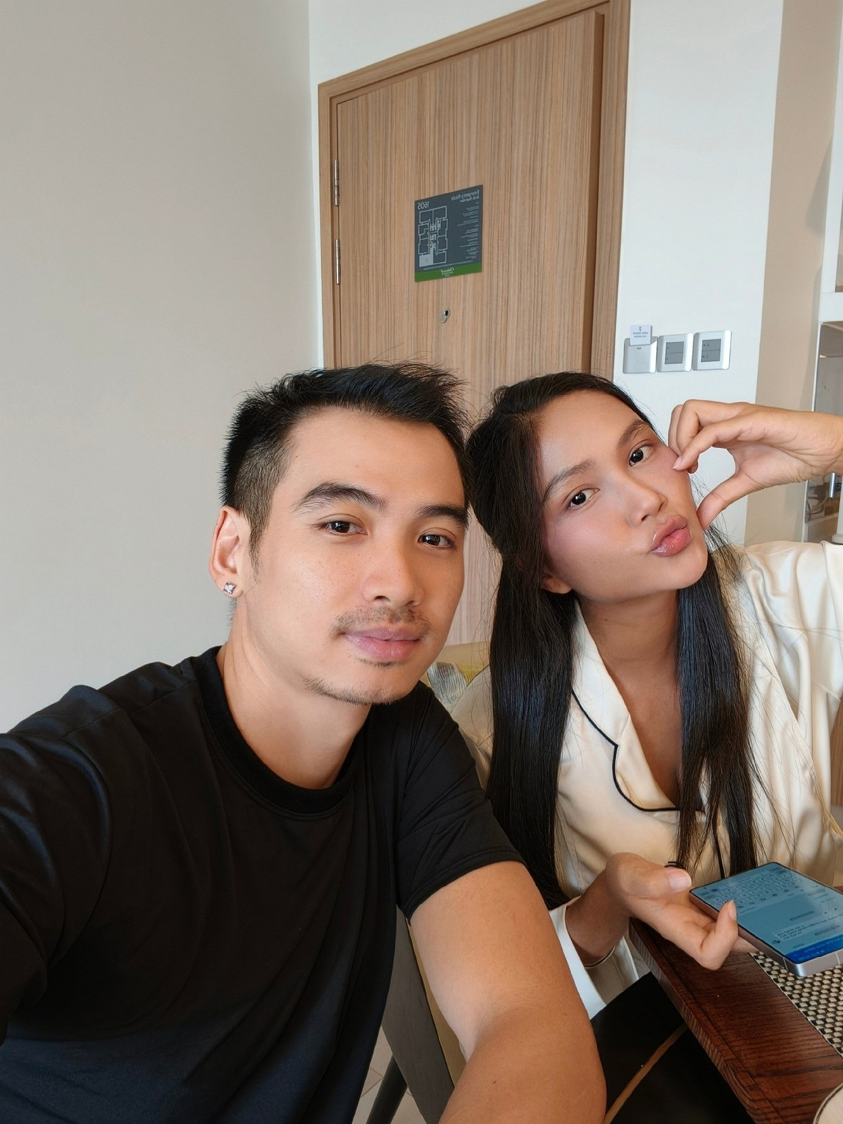 Cuộc sống làm mẹ bỉm sữa của Hoa hậu H’hen Niê - 10