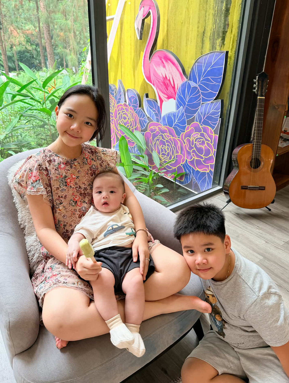 Con thứ ba kháu khỉnh của Trang Nhung và chồng đạo diễn - 10