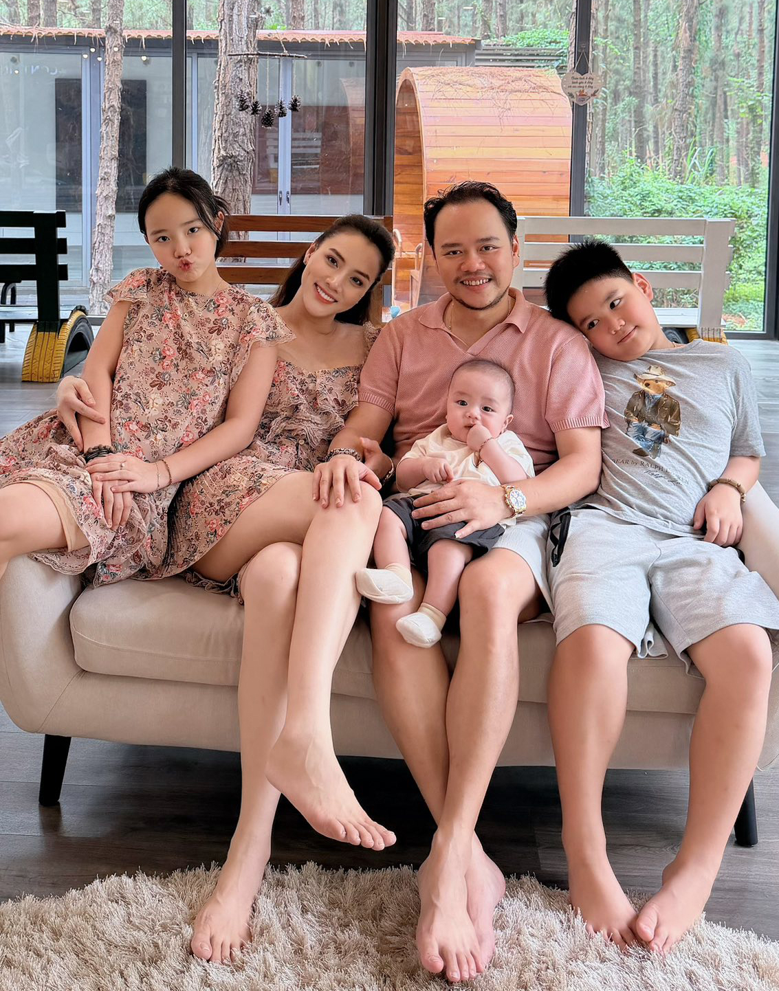 Con thứ ba kháu khỉnh của Trang Nhung và chồng đạo diễn - 4