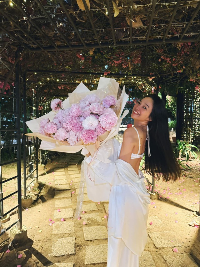 Hiền Thục tuổi 44: “Mỹ nhân không tuổi” làm mẹ đơn thân, sống an nhiên - 3