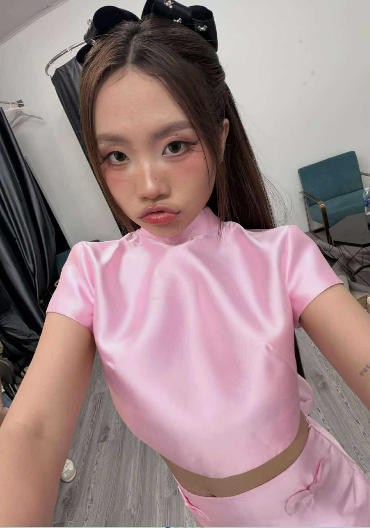 Không còn amp;#34;chị Bảyamp;#34; ngoan hiền, Phương Mỹ Chi nay khiến netizen ngỡ ngàng - 1