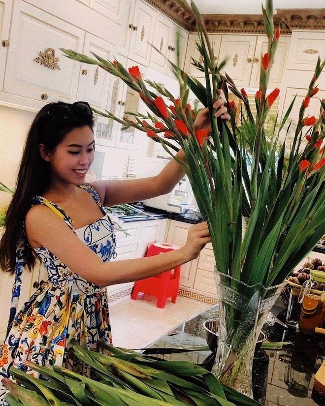 Toàn cảnh biệt thự 3 mặt tiền của gia đình tỷ phú Johnathan Hạnh Nguyễn - 12