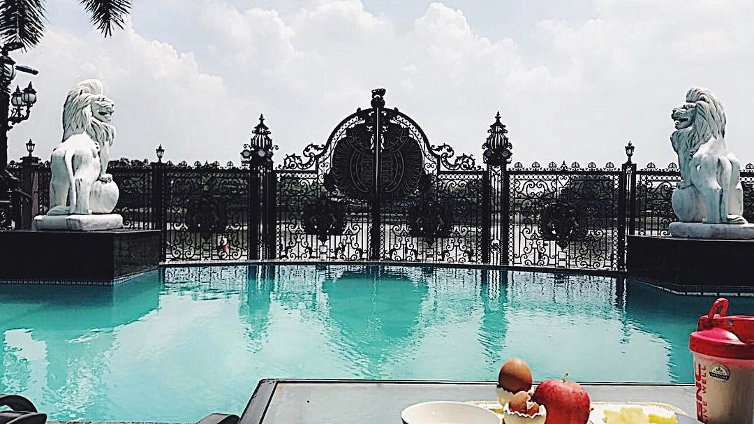 Toàn cảnh biệt thự 3 mặt tiền của gia đình tỷ phú Johnathan Hạnh Nguyễn - 7