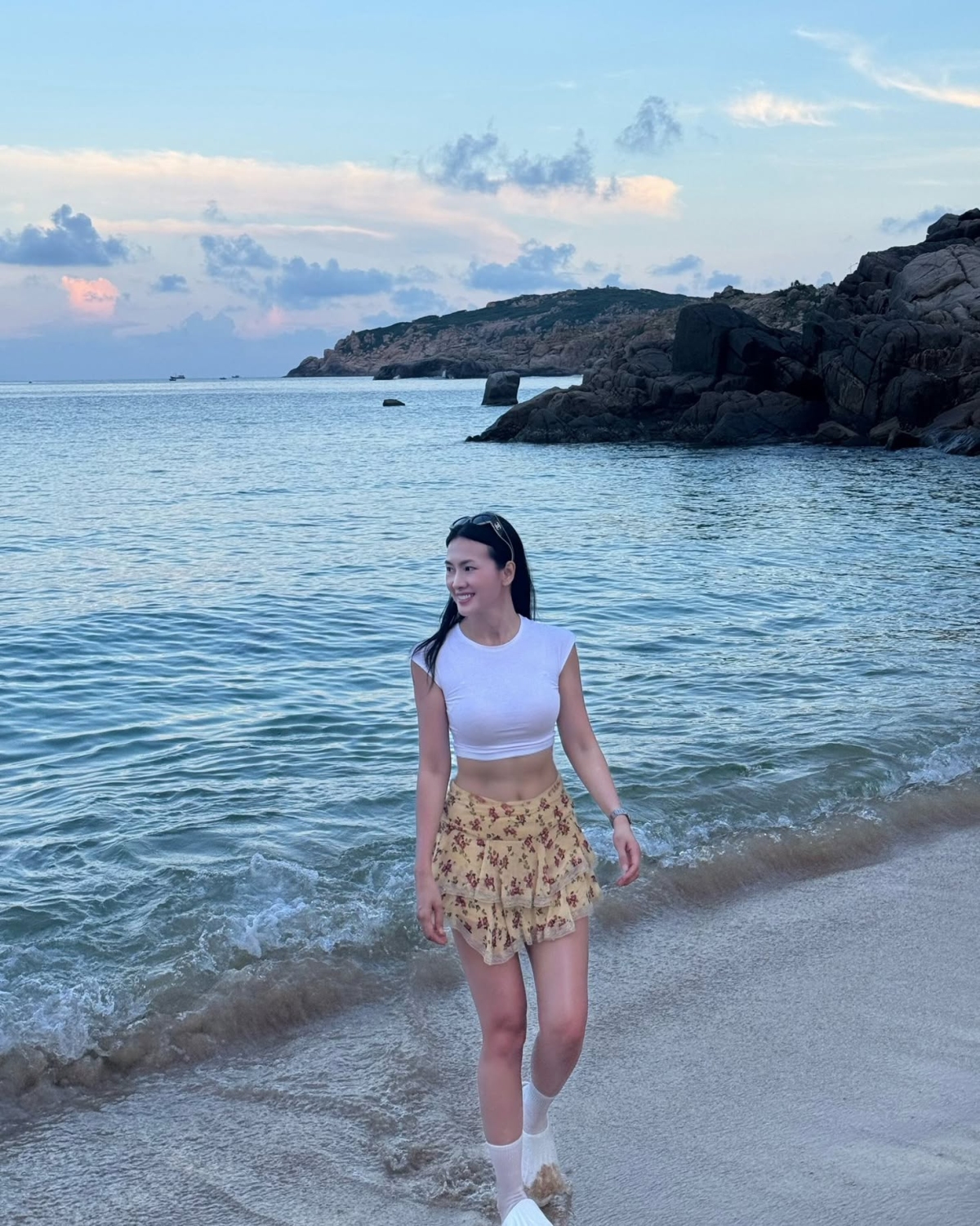 Sắc vóc tuổi tứ tuần của siêu mẫu Anh Thư - 2