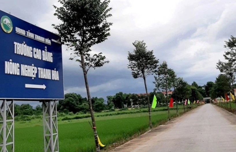 Công an sở tại đang làm rõ nguyên nhân vụ việc xảy ra tại Trường Cao đẳng Nông nghiệp Thanh Hóa.