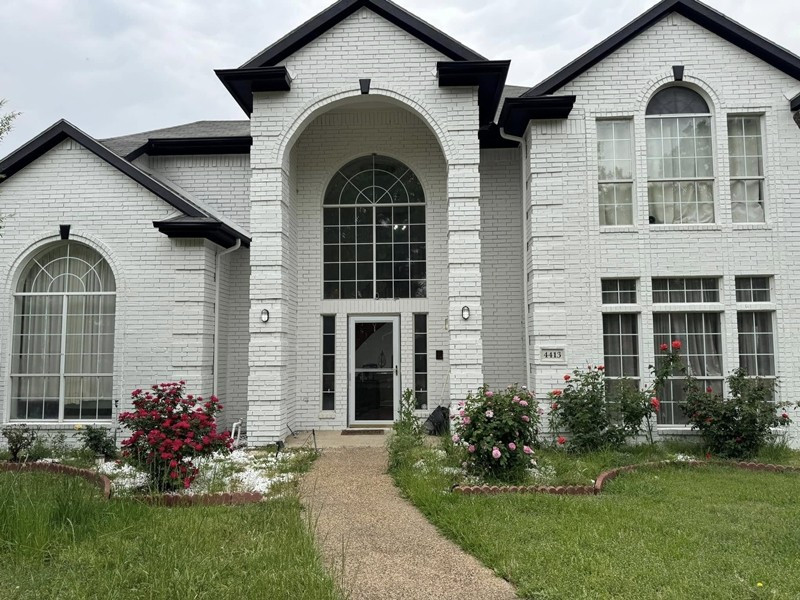 Bên trong biệt thự 300m2 ngập hoa hồng của ca sĩ Đan Trường - 3